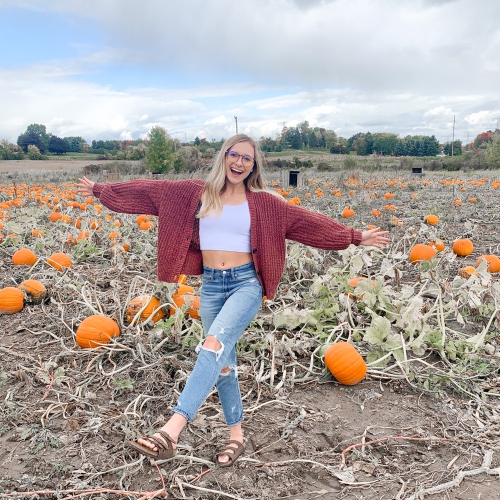 Meet your Posher, Eliza